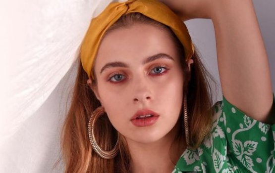 Russian model Alexandra Djavi maruvefai ovvaa fenijje