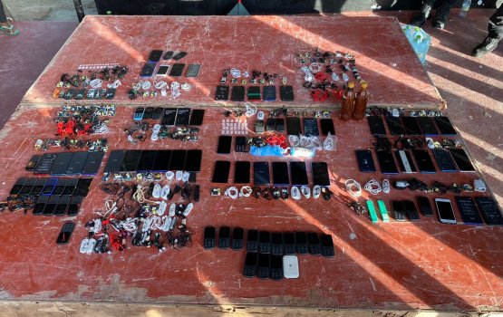 Maafushi jalah vahdhan ulhunu gina adhadhegge phone athulaigenfi