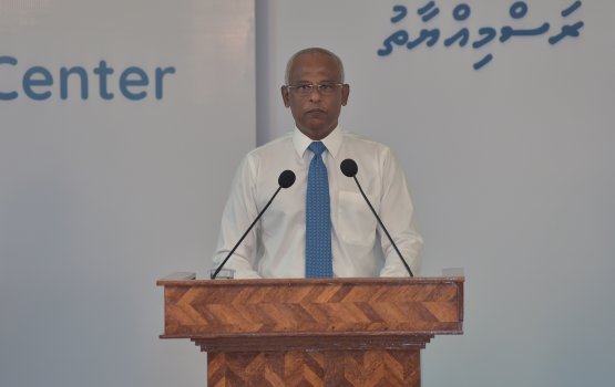 Vazeefaa thakah ekasheyne dhivehin thibinama, beyru meehunnah furusatheh nai: Raees