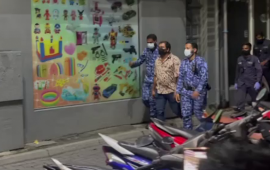 Bodethi aniyaathakeh anhenakah dhin meehaku hayyaru koffi