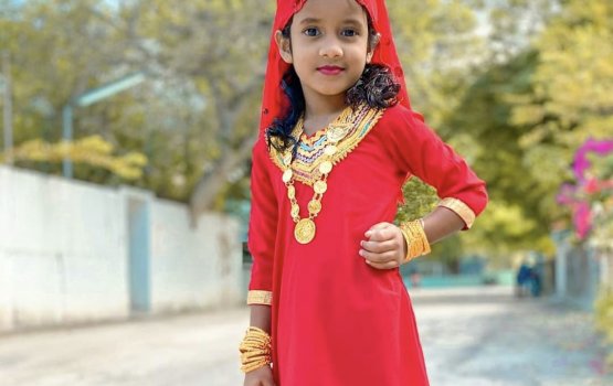 Sada maruvee seedhaa hospital ge ihumaalun, Mithibee mikan dhookollaigeneh noon: Aailaa