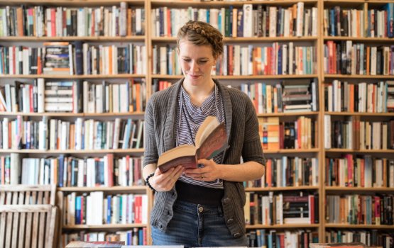 Visnun rangalhu kohdhey keun thakeh!