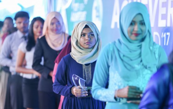 Raees ge scholarship ah kurimathilumuge furusathu hulhuvaalaifi 