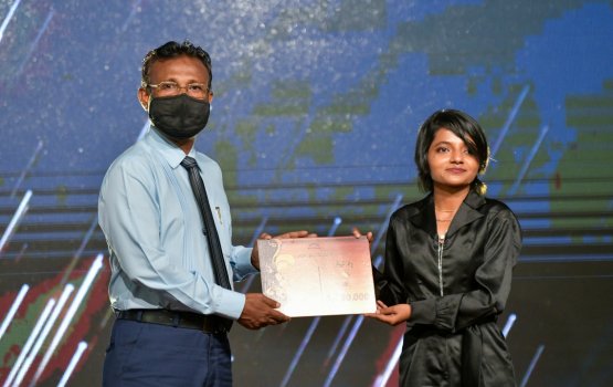 Mi aharuge noosverikamuge inaamah 82 hushahelhun