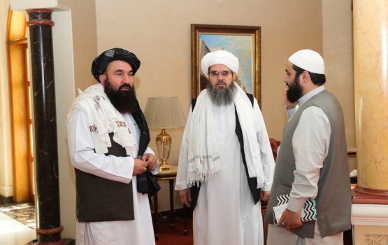 Hama nujehun thakah fahu furathama faharah America aai Talibanun eh meyzakah!