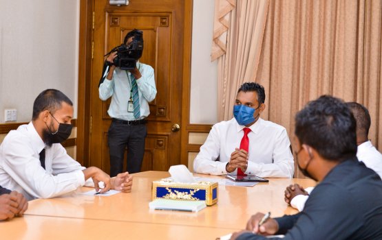 Noomaraa ge tharaggee ah beynuvaa kanthatha Naibu Raees aa hisaa koffi