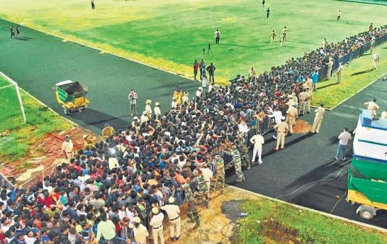 Thamalha mash'ooru actor puneeth ge kuli maraai eku support nah kuli sihumeh!