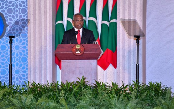 Civil Servantun dhevva hidhumathu gai siyaasee kula jehigen nuvaane:Raees