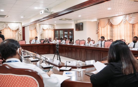 Overdraw ge muhdhathu ithuru koh, Adhadhu 2.5 billion ah kuda koffi