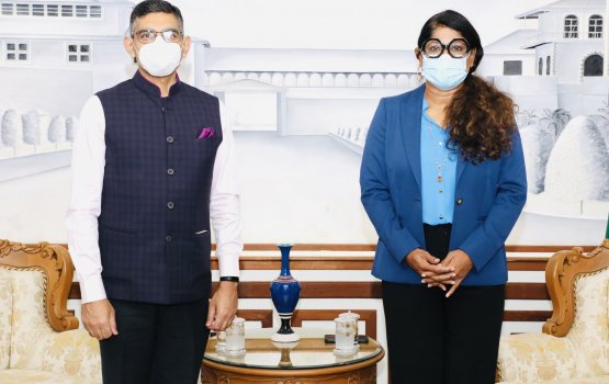 India Safeeru Defence Minister aa badhdhalu koffi 