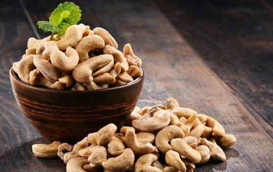 Cashew Nuts: Hurihaa gothakun ves faidhaa!
