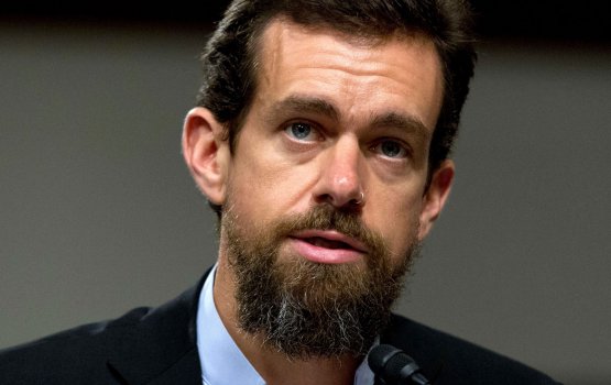 Twitter ge ceo adhi billioner Jack Dosey ge ufandhuvas raajjeygai faahaga koffi