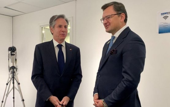 Irange amaluthakaa eku ehbasvumakah annaane kamakah nubelevey: America