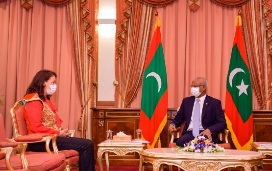 Tunisia aai eku fahnee thajuribaa badhalu kuranee