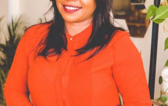 Suneetha  ah bainal aguvaamee award eh libije