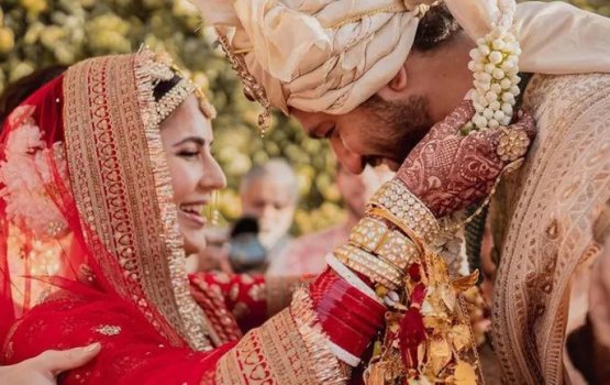 Varahves sirrun Katrina aai Vicky kaiveni kohfi