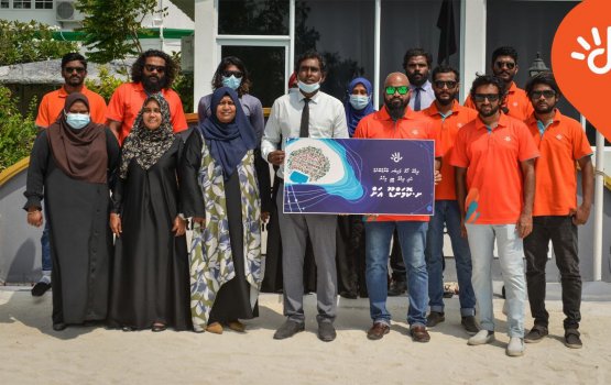 Dhiraagu ge internet aai TV ge khidhumai Komandoo ah 