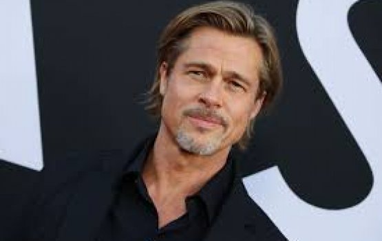 Brad pitt fenvaranee dhe haftha in 1 dhuavhu!
