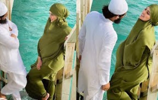 Sana Khan bandubodu kamah adu fethurijje