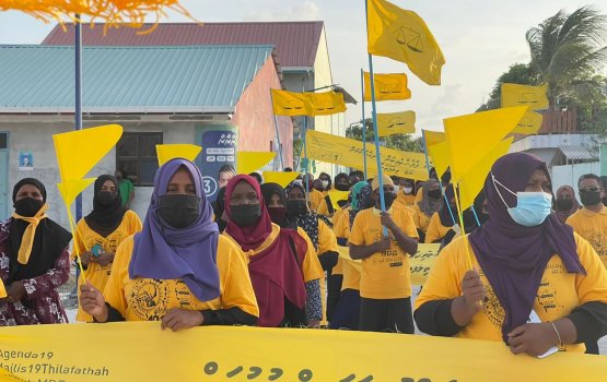 Komandoogai beyvvi siyaasee rally thah huttuvaifi 