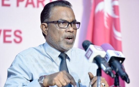 Maariya akee emme bodah gahdhaaruvaa ekaku: Adhurey