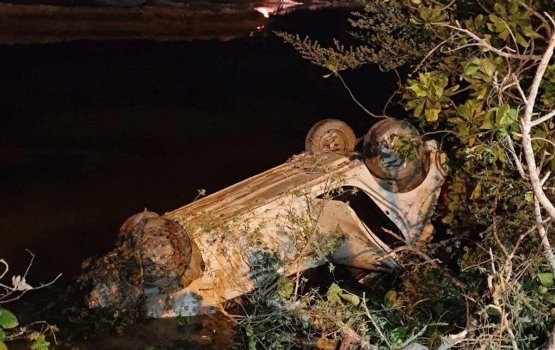 Addugai hingi accident ehgai car ehgai meehaku thaashivejje