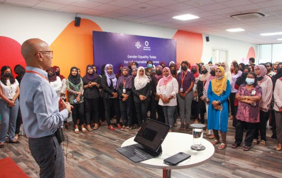 Dhiraagu in anhenun baaruveri kuran action planeh tha'arafu koffi