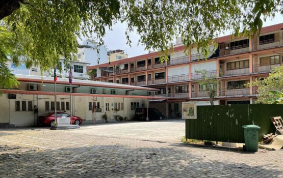 Arabiyyaa school ge aa imaaraai alhan baa jamaaludhin huskuranee