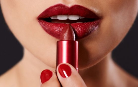 Lipstick: Balaalan reethi viyas nurahkaa ves ehaa bodu!