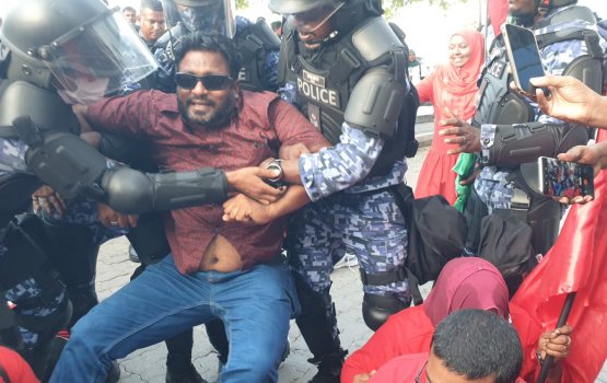 UPDATED: PPM ge muzaaharaa ge therein Majlis baeh member in hayyaru koffi