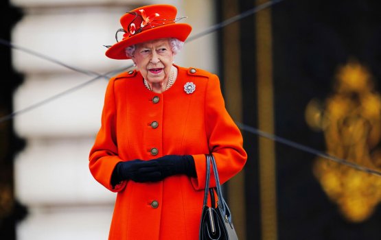 Raanee Elizabethge haalukolhu dherave mihaaru ulhuhvanee furolhulee gondi ehgai!