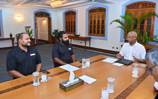 Vaki kulhivareh thafaatheh nukuraanan: Raees