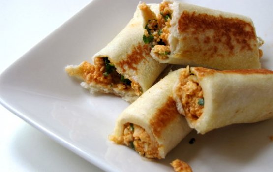 Roadha Malaafaiy: Potato Bread Rolls