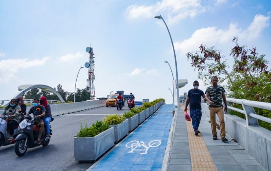 Hulhumale 2 fiyavahi gulhey bridge mathin moodhah fummaali meehaku salaamaiy koffi