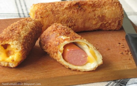 Roadha Malaafaiy: Cheese sausage rolls