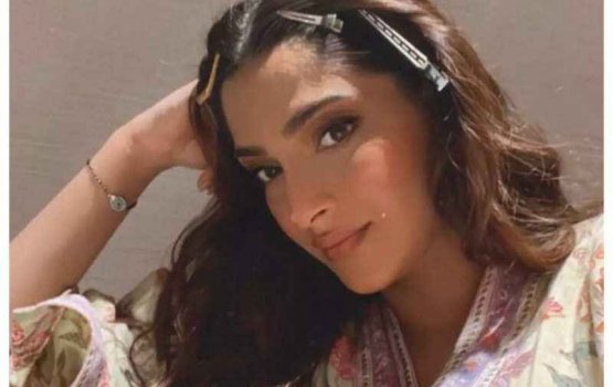 Sonamge selfie ah gina baegge thureef libijje