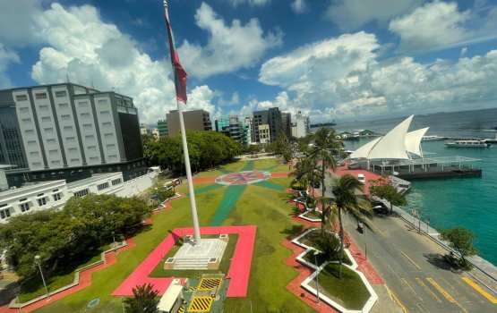 Alun vina indhai, Jumhooree maidhaan fehi kollaifi 