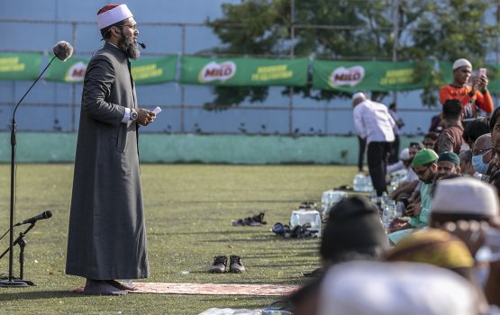 Bodu jama athaa eku,Male' sarahandhugai 32 miskitheggai Eid namaadhu kuraane