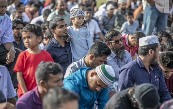 Eid namaadhu fashaa gadi 7:00 ah avas kuran ninmaifi