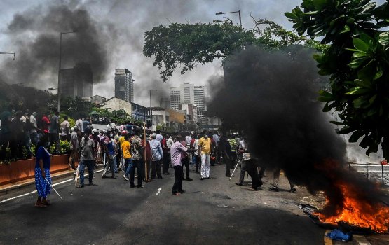 Lanka ah dhathuru kurumugai dhiveheen samaalu vumah edhijje