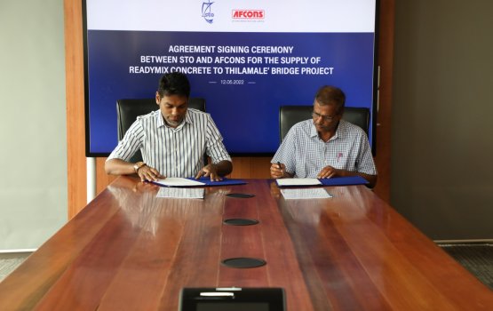 Thila Male' bridge ah concrete supply kuran STO ah