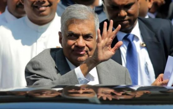 Srilanka ge aa boduvazeerakah Ranil Wickramasinghe ayyan koffi