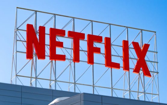 Aamdhanee dhashah dhiumaa gulhigen Netflix in muvazzafun mdhukuranee