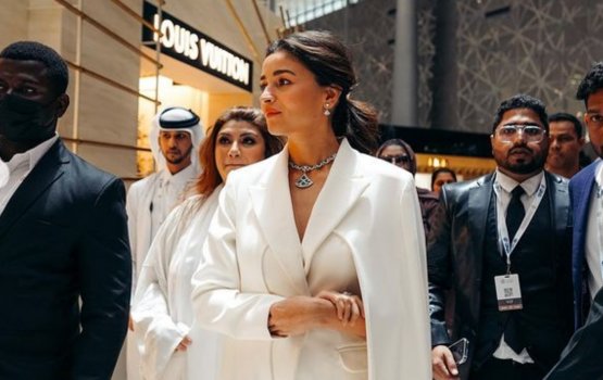 Heevany alah film kulhen ulheyhen: Alia