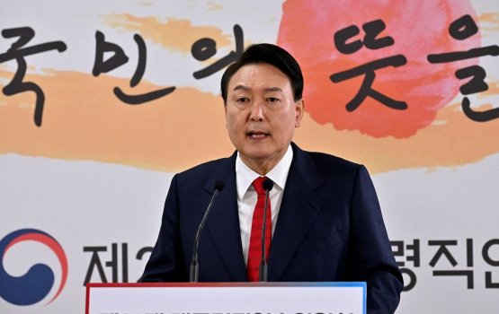 Dhekunu Korea ge kureege Raees Yoon hayyarukuran court amureh nerefi