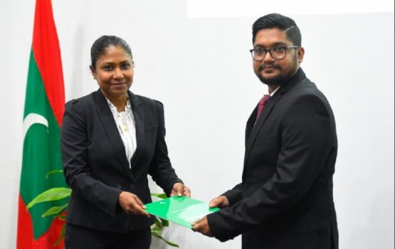 6 May ge hamalaa: Maslahathu fushuaraathee Ghaazee Adam  Mohamed thanaazul vejje