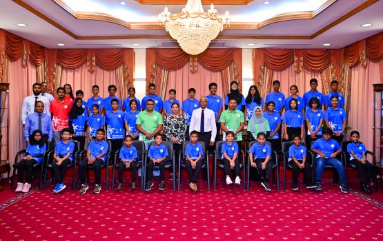 Huriha kulhivarakah hama hama furusathu dhinumuge amaazu haasil vejje: Raees