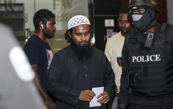 Fazloon aai Nishaan ah 7 dhuvas, Muhammad aai Takee ah 5 dhuvas