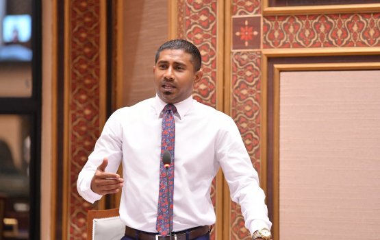 Yoga dhuvahuge mauloomaathu vaany hissakoffa: Mahloof