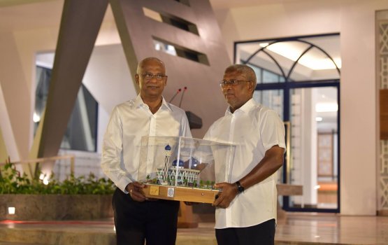 RCC ge baanee ge handhaanugai binaakuri miskiy raees hulhuvvaidhevvaifi